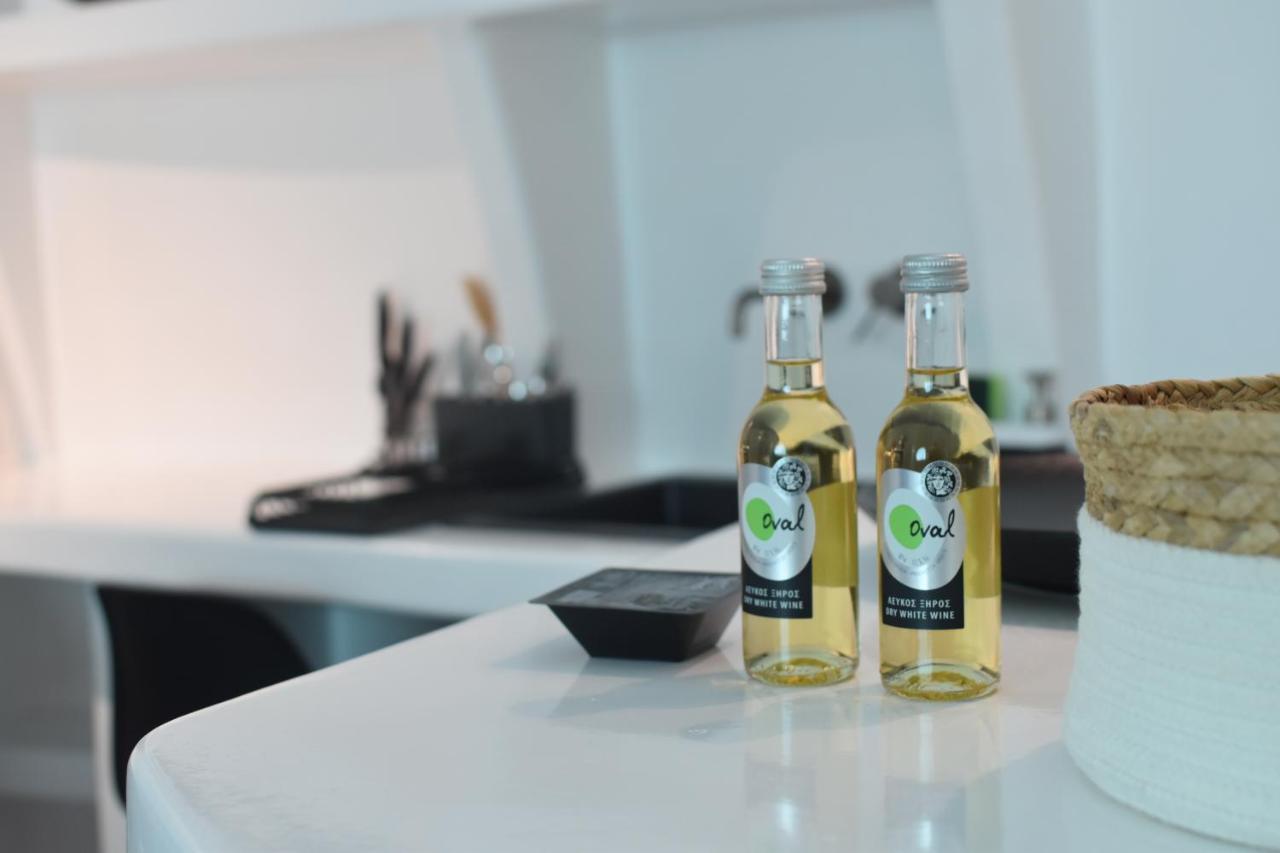 Oinos Luxury Suites Foinikiá 외부 사진