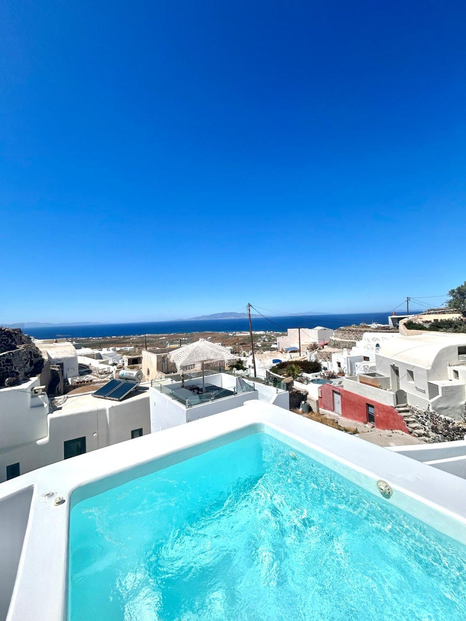 Oinos Luxury Suites Foinikiá 외부 사진