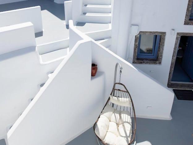 Oinos Luxury Suites Foinikiá 외부 사진
