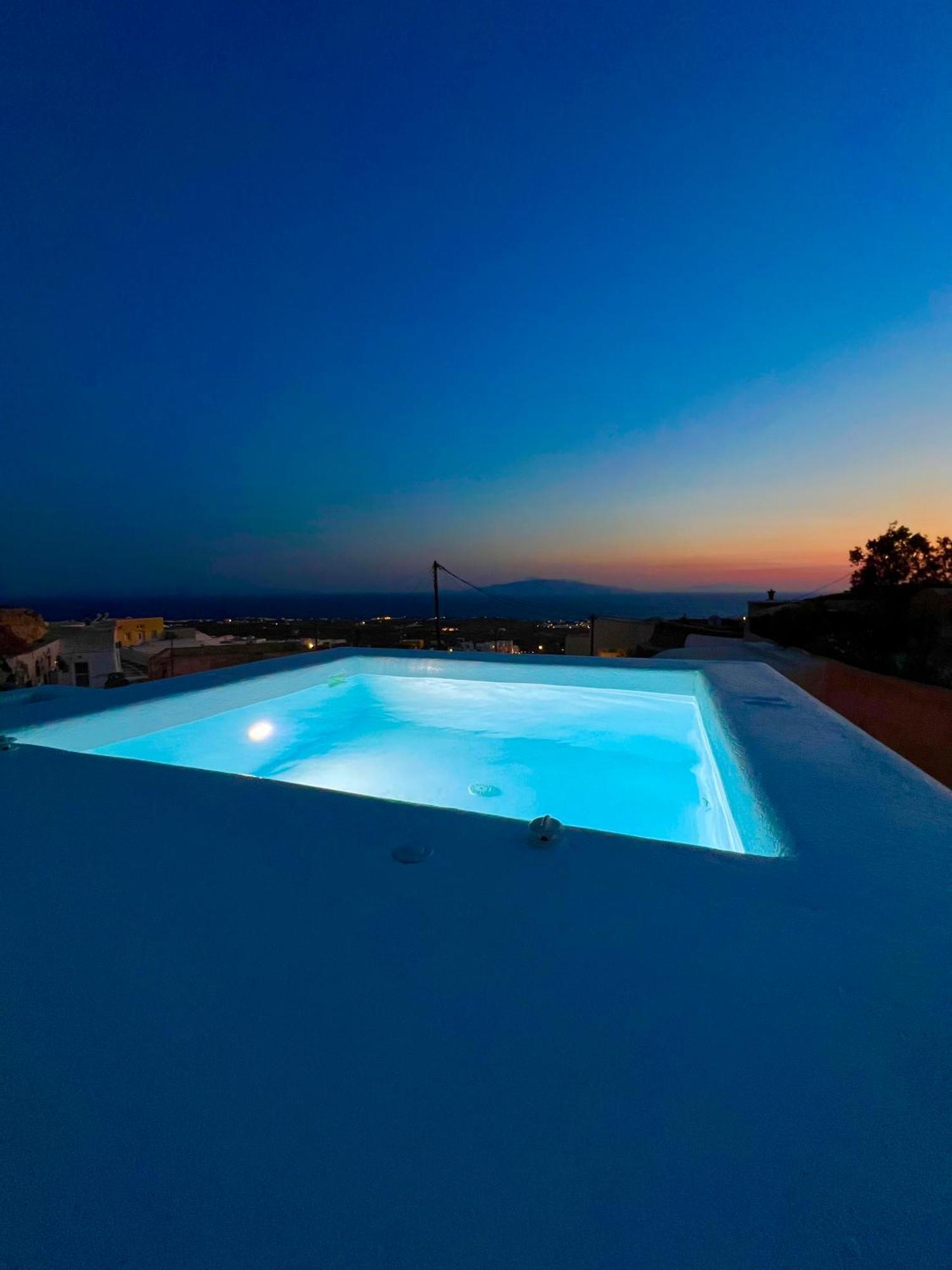 Oinos Luxury Suites Foinikiá 외부 사진